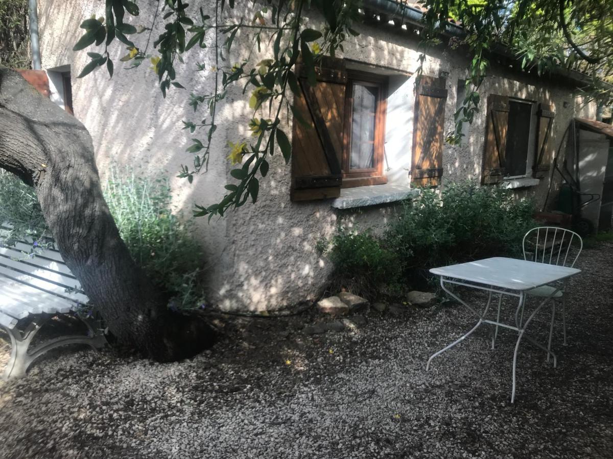 Studio Mitoyen / 2 Personnes Hyères Exterior foto